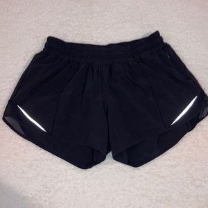 Lululemon Hotty Hot 4” Shorts